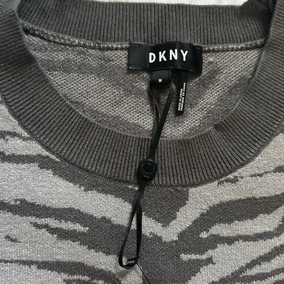 DKNY SWEATER - Picture 3 of 5